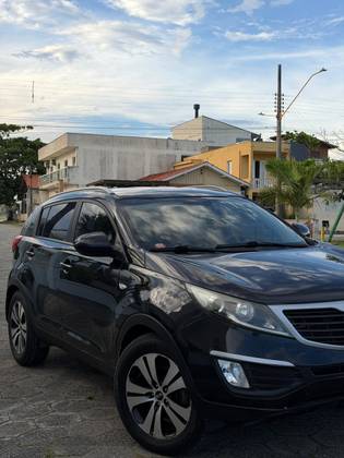 KIA SPORTAGE 2.0 EX 4X2 16V FLEX 4P AUTOMÁTICO KIA SPORTAGE 2.0 EX 4X2 16V FLEX 4P AUTOMÁTICO